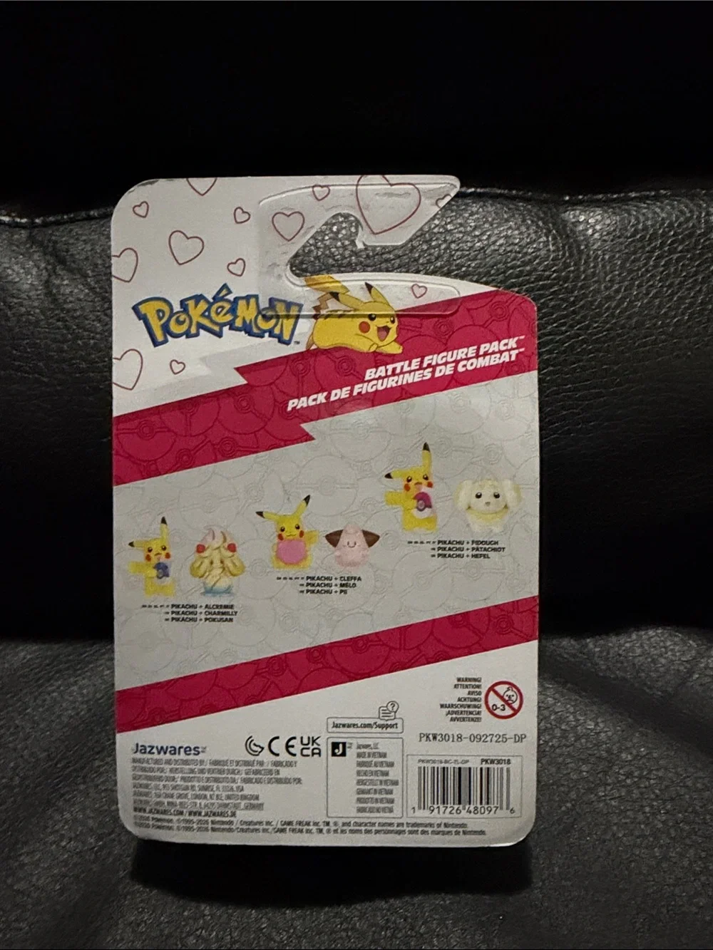 Pikachu & Alcremie Battle Figure Pack - Yellow